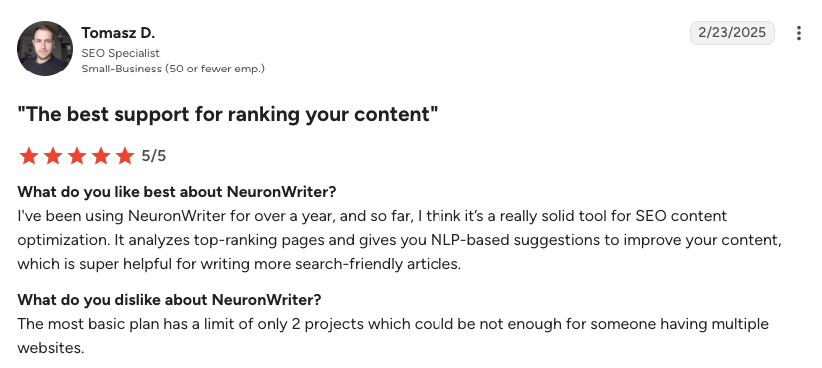 Screenshot of a user’s 5-star G2 review for NeuronWriter.