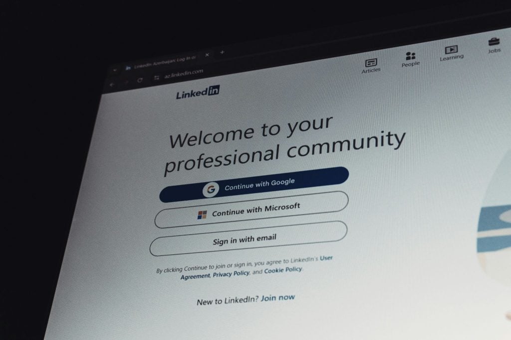 LinkedIn login and sign-up page