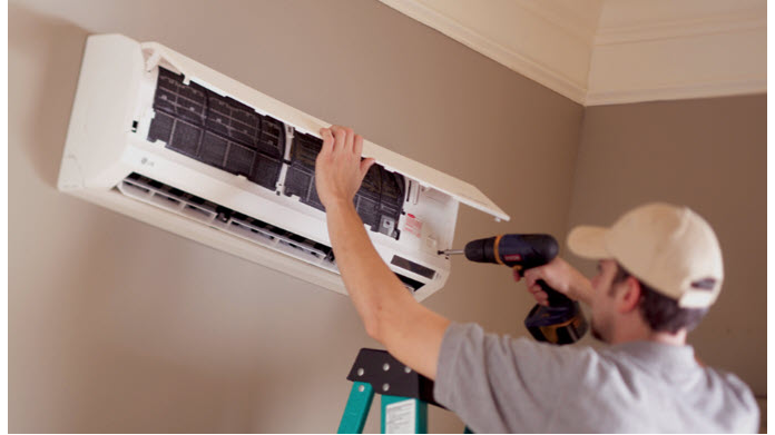 Signs of Mold in Air Conditioners: Pearland Experts Share Warning Signs