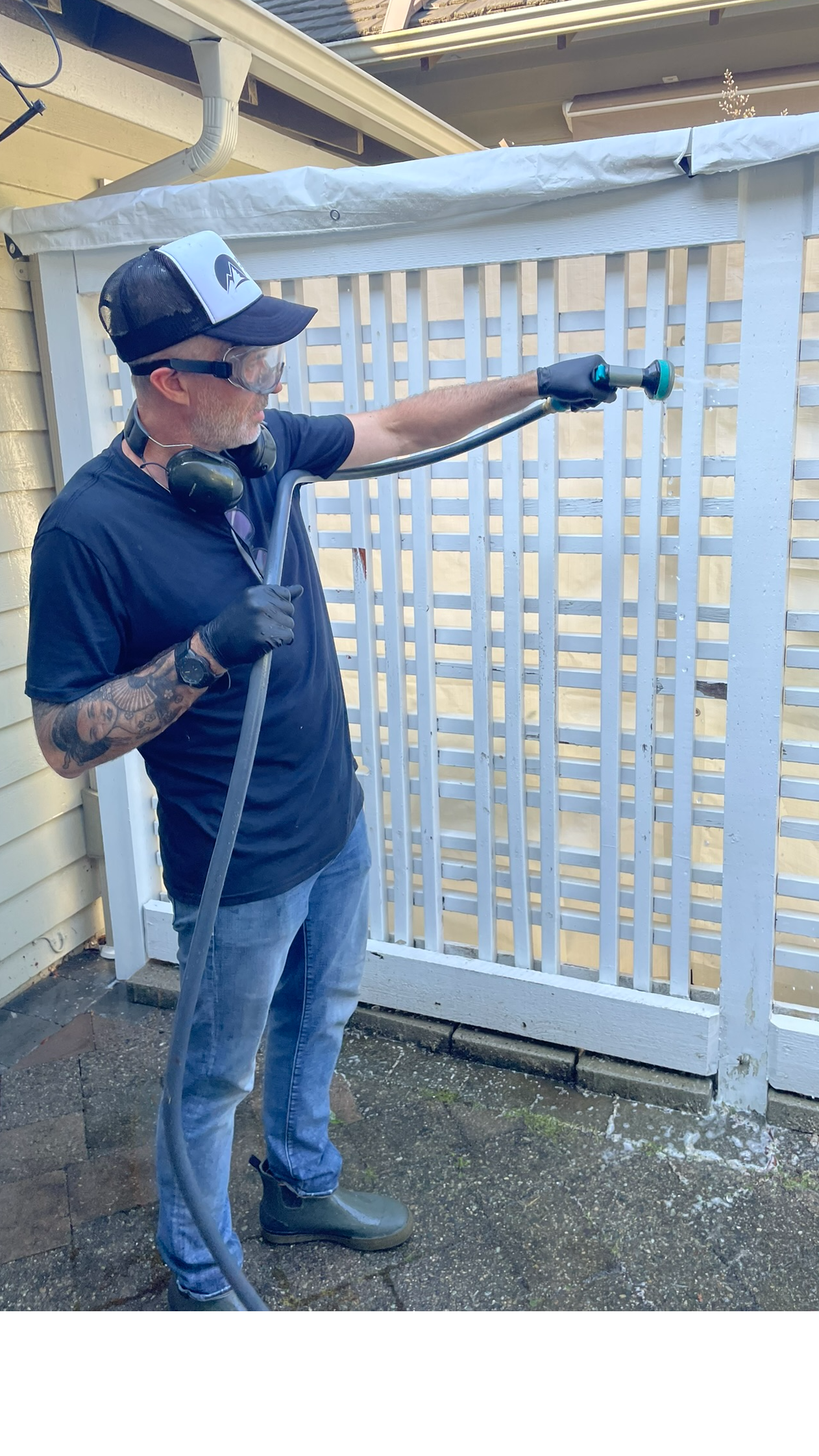 Coquitlam, BC Low-Pressure Power Washing for Home Exteriors: Services Expand