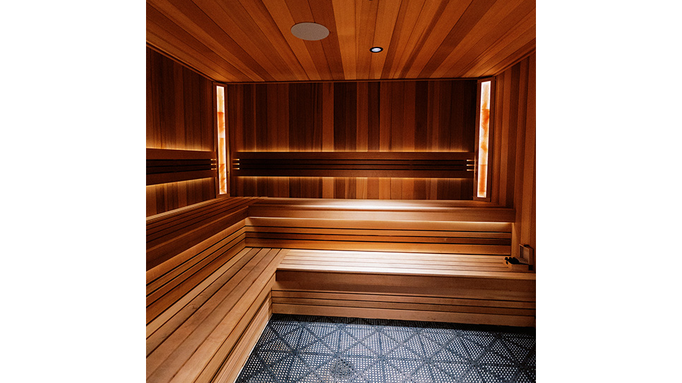 Palm Beach County Gym With Sauna & Cold Plunge: Wellness Facilities Available