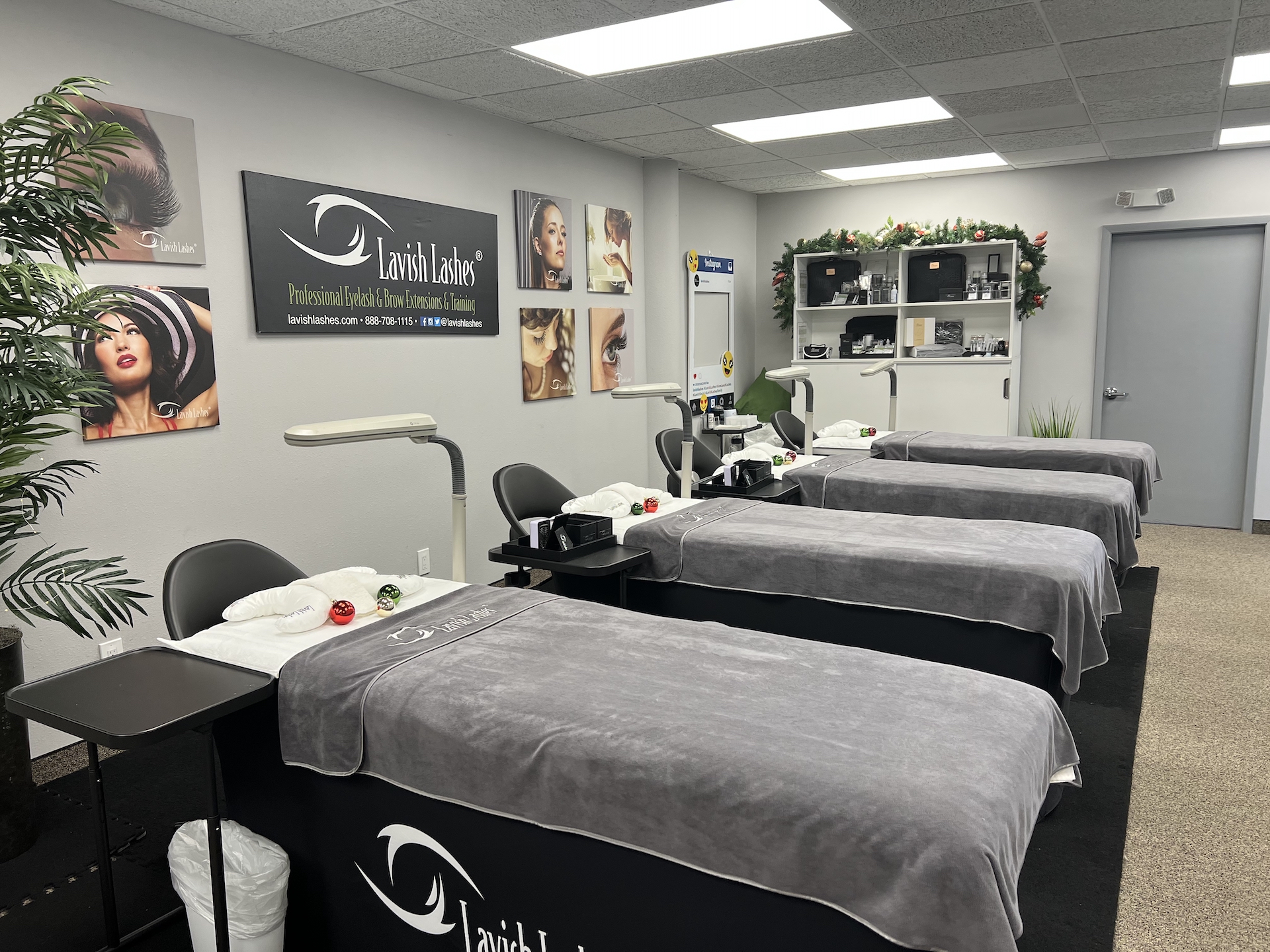 get-the-best-classic-eyelash-extension-training-at-this-palm-harbor-fl