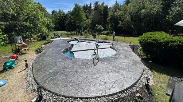 Nashua Contractor Offers Seamless Stamped Concrete Work For Natural Stone Look