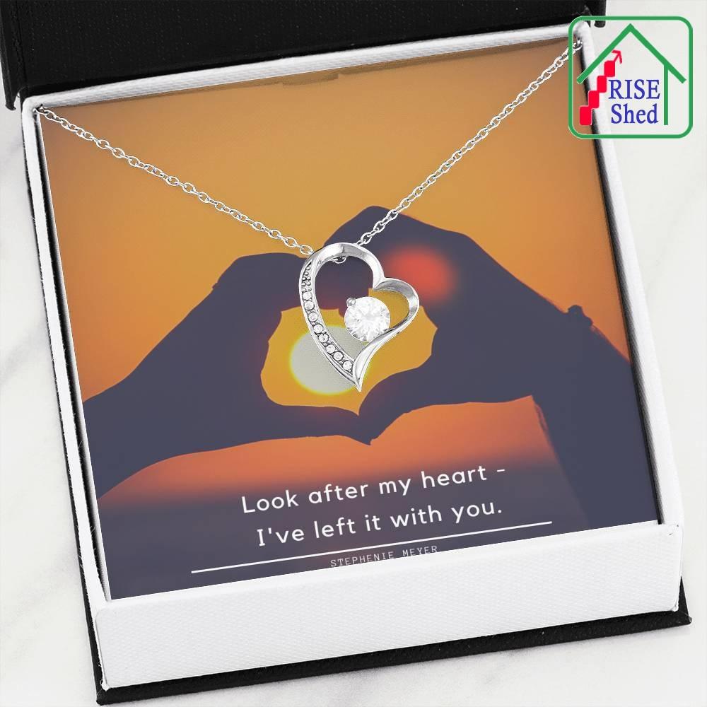 Best US Valentines Jewelry Gifts For Women With Personalized Engraved Messages