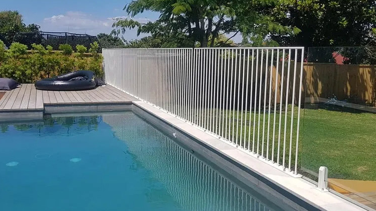 Fencing Hamilton- the rules when it comes to fencing in Hamilton for pools