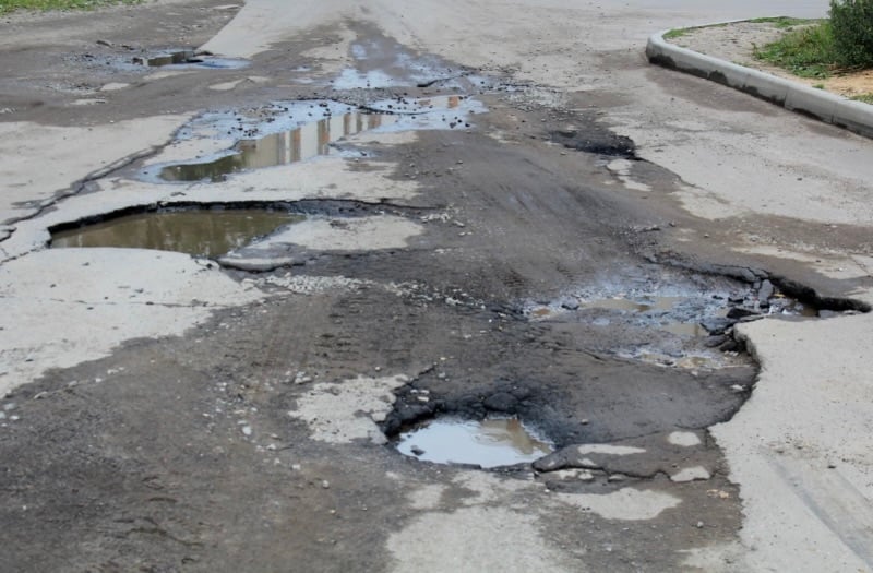 Get Expert Potholes & Cracks Asphalt Repair From This Nashville, TN Contractors