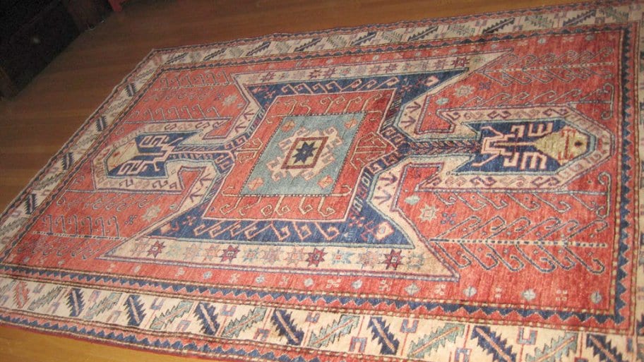 Get Professional Area Rug Cleaning & Deodorizer For Persian Rugs In Burbank, CA