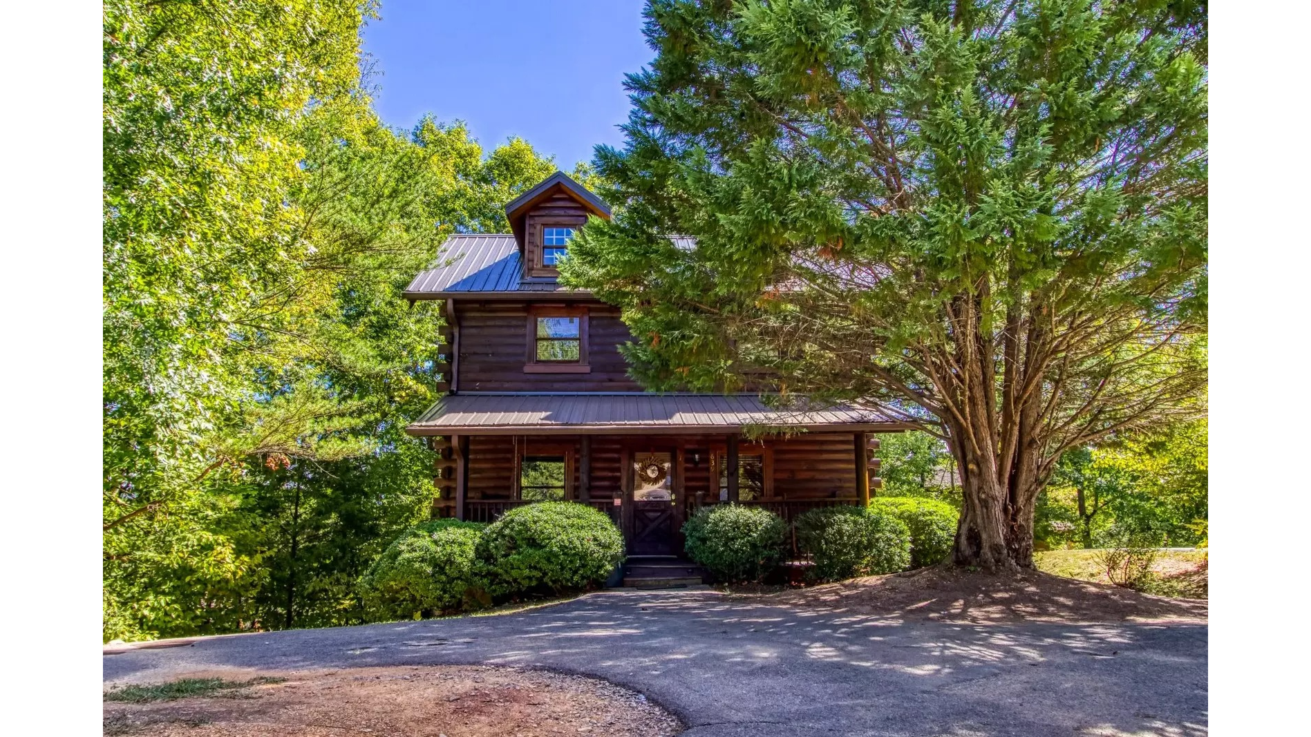 Pigeon Forge Lodging Preferences Revealed: Seclusion Over Parkway Convenience