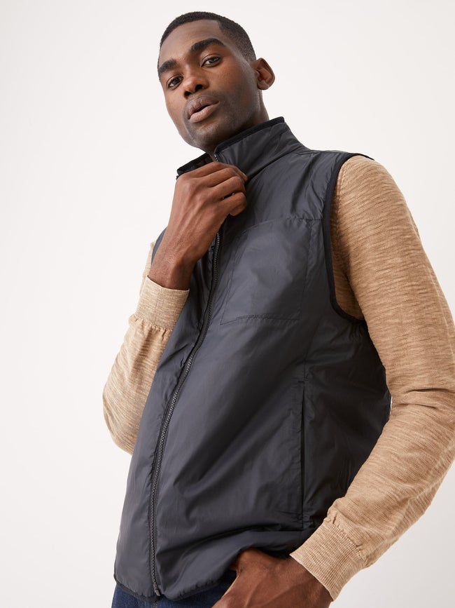 Get This Lightweight Reversible Black Sustainable  Quilted Men's Vest In Canada