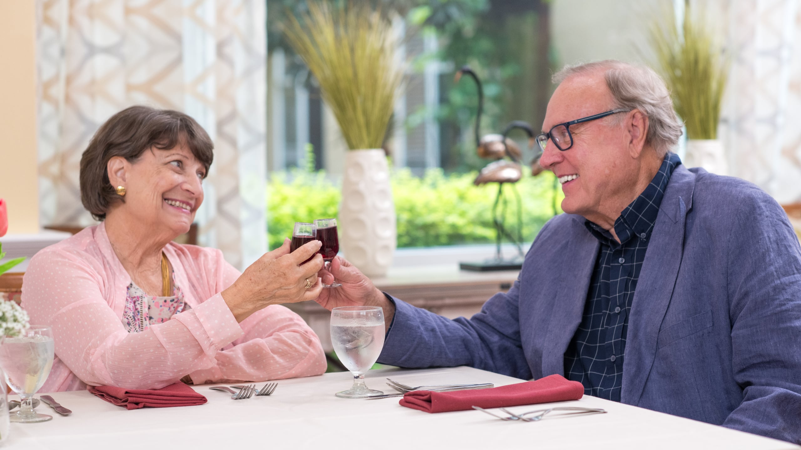 The Medallion Addresses Couples Assisted Living Needs in Houston