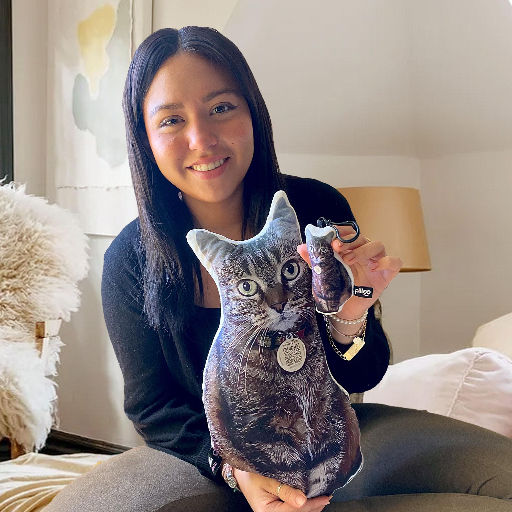 Get Cat Photos Printed On Custom-Shaped Velvet Pillows With Top Canada Designers