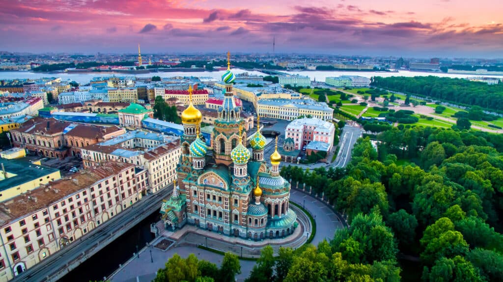 Find The Best Places To Work Remotely In Saint Petersburg With This 2022 Report