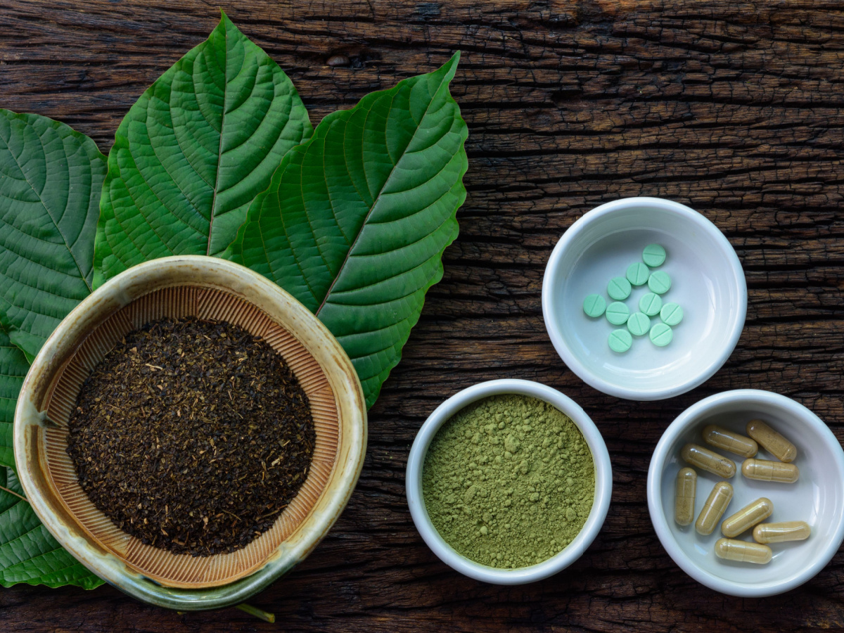 Get The Best US Kratom Addiction Recovery Help - Support Hotline