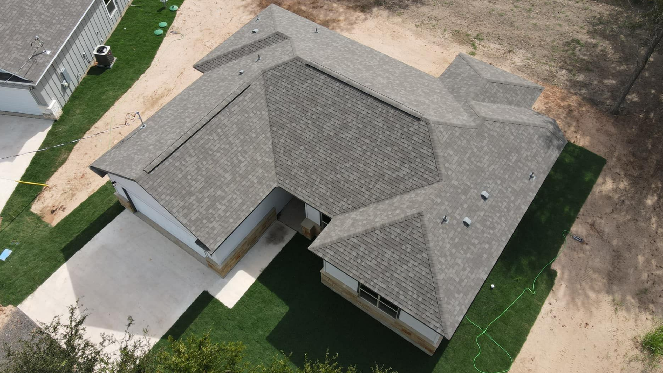 Best Elgin, TX Roofing Contractor For Metal Roof Repairs Offers Free Inspections