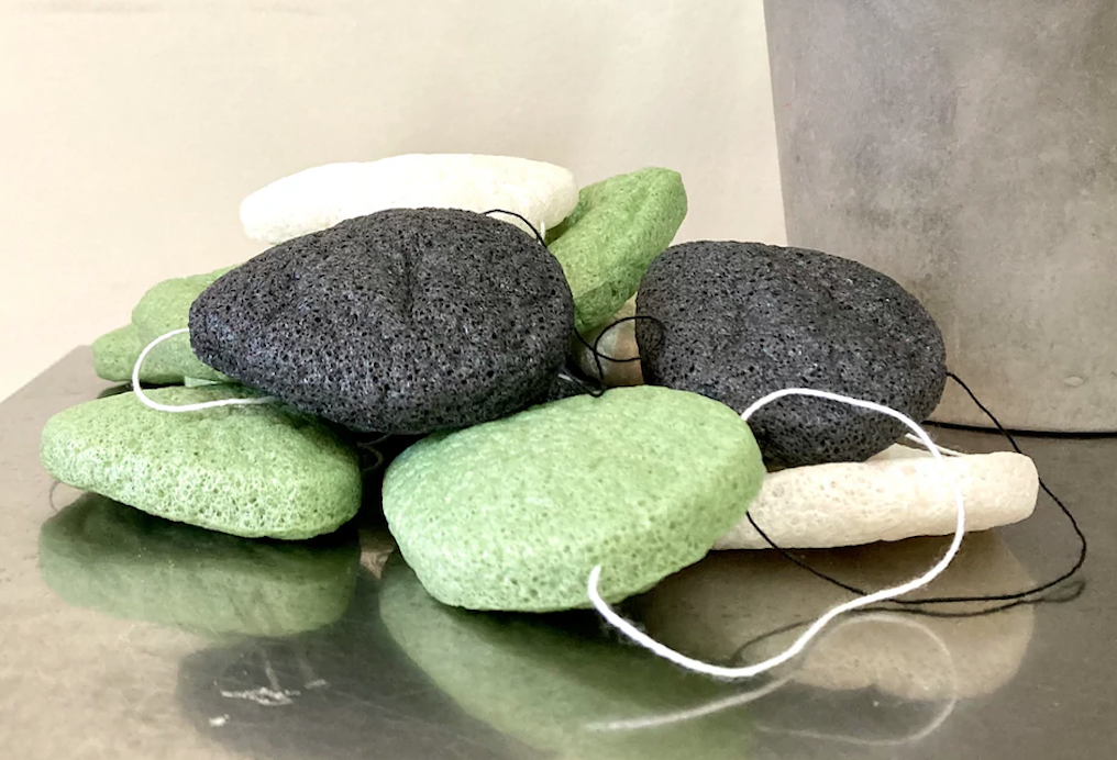 Remove Dirt & Makeup With This Planet-Friendly Gentle Konjac Cleansing Sponge