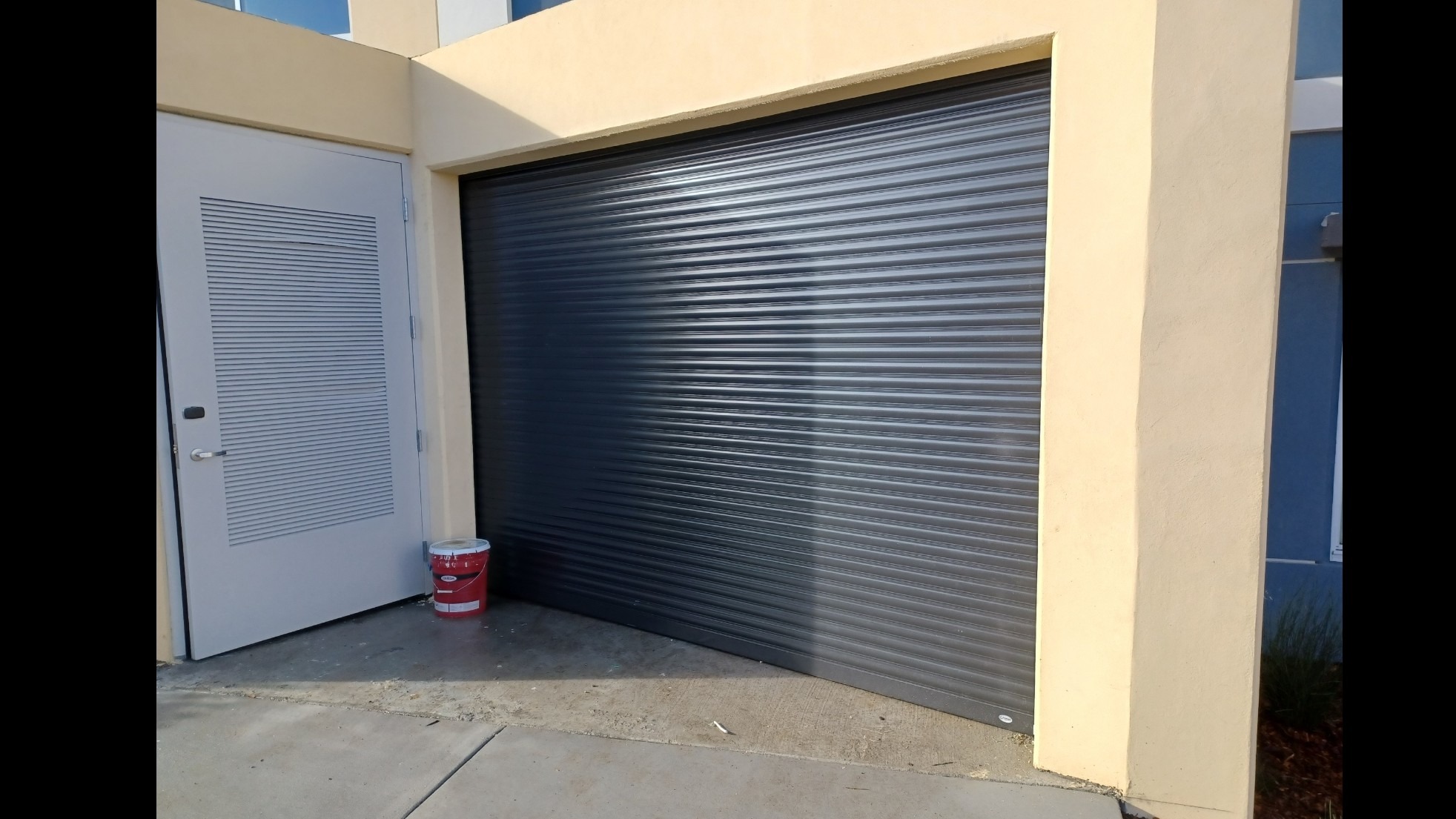 Trusted Cameron Park Garage Door Contractor Offers The Latest Commercial Systems