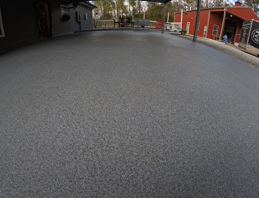 Baton Rouge, LA Floor Coating Expert Installs Polyaspartic Flooring For Garages