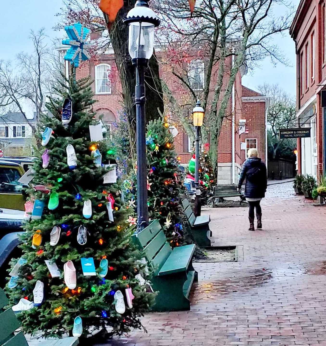 Two Holidays on Nantucket: Thanksgiving with President Biden & Stroll Is Back