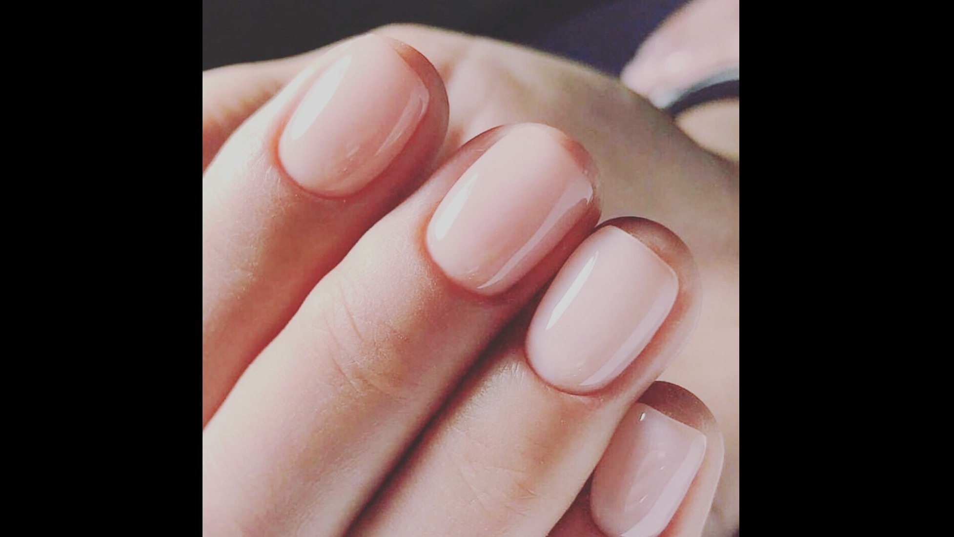 Get A Vegan Long-Lasting Dazzle Dry Manicure By Seattle's Best Nail Technicians