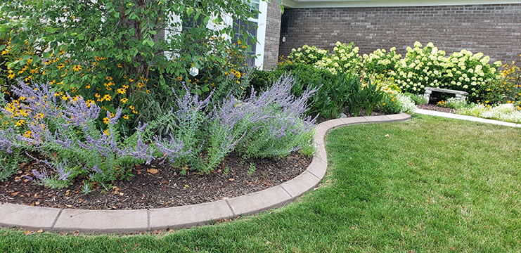 Get The Best Elegant Concrete Edging For Your Lawn in Greensburg, IN