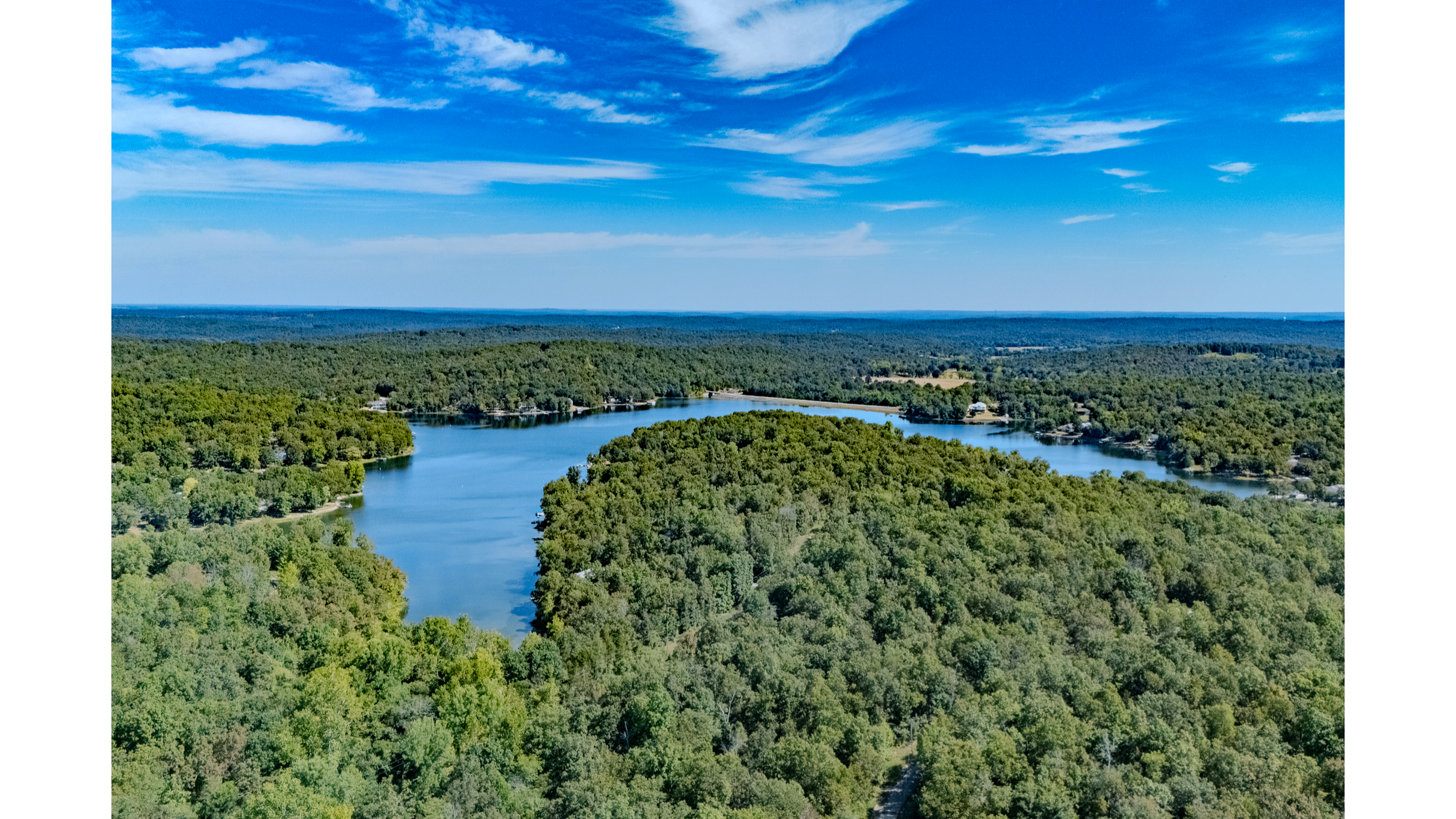 What's It Like To Live In Arkansas? River Fishing & Hiking The Ozark Trails