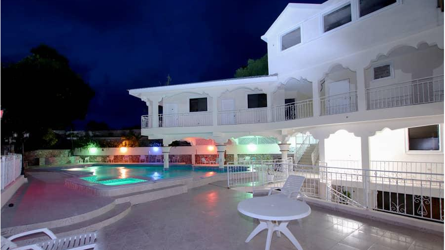 Best Cap-Haitien Hotel Offers Rent-A-Car Service: Visit Cathedral Square