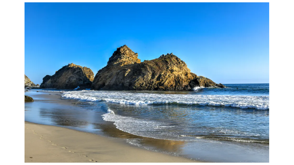 Digital Nomads Should Visit Pfeiffer Beach For The Best Sunsets In California