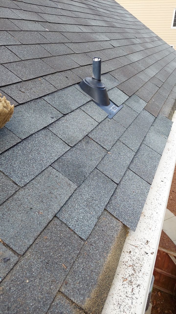 Call Atlanta, GA Residential Roofing Contractor For Fast Leaky Roof Repair