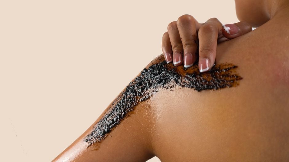 Fall Body Care: Esthetician Reveals How to Prepare Your Skin for Cooler Weather