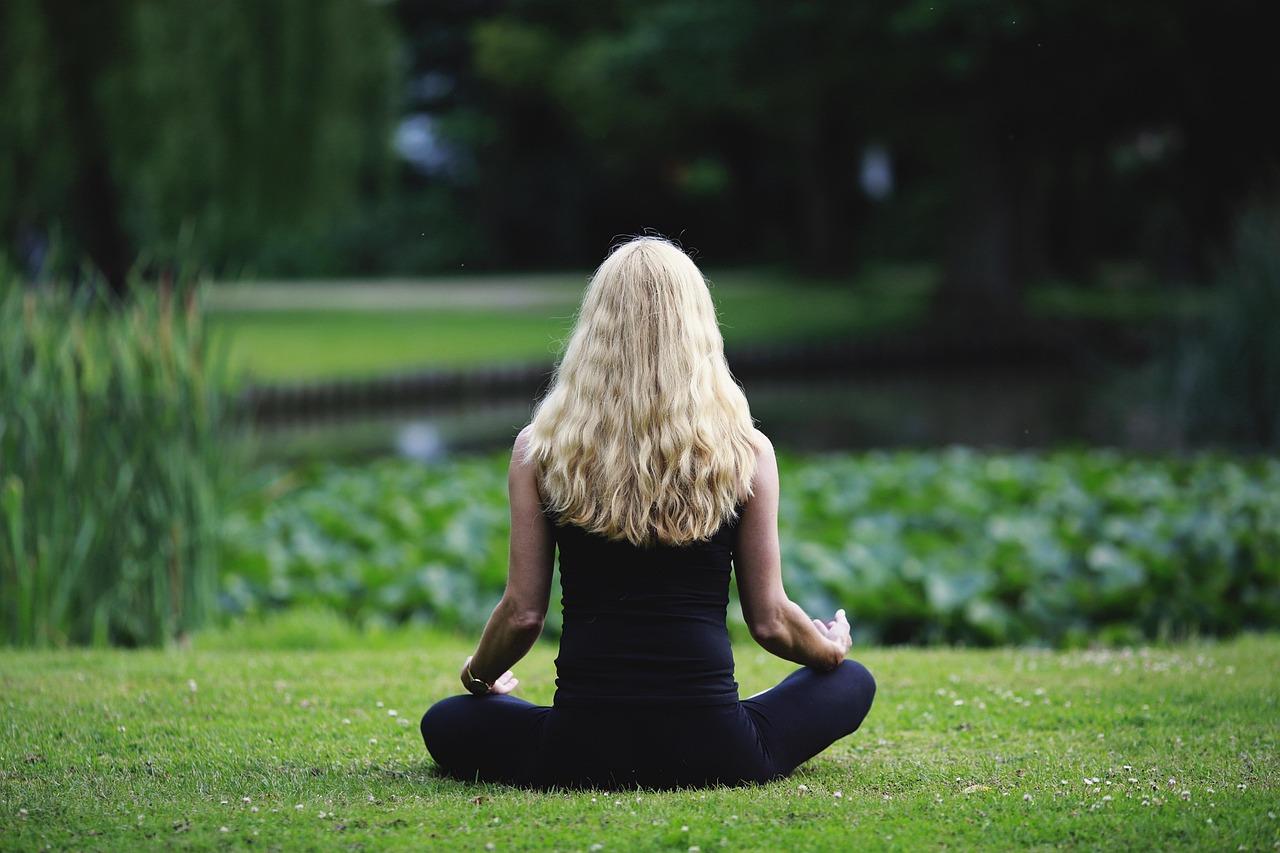 How Meditation Helps in Stress Management & Common Techniques You Can Use