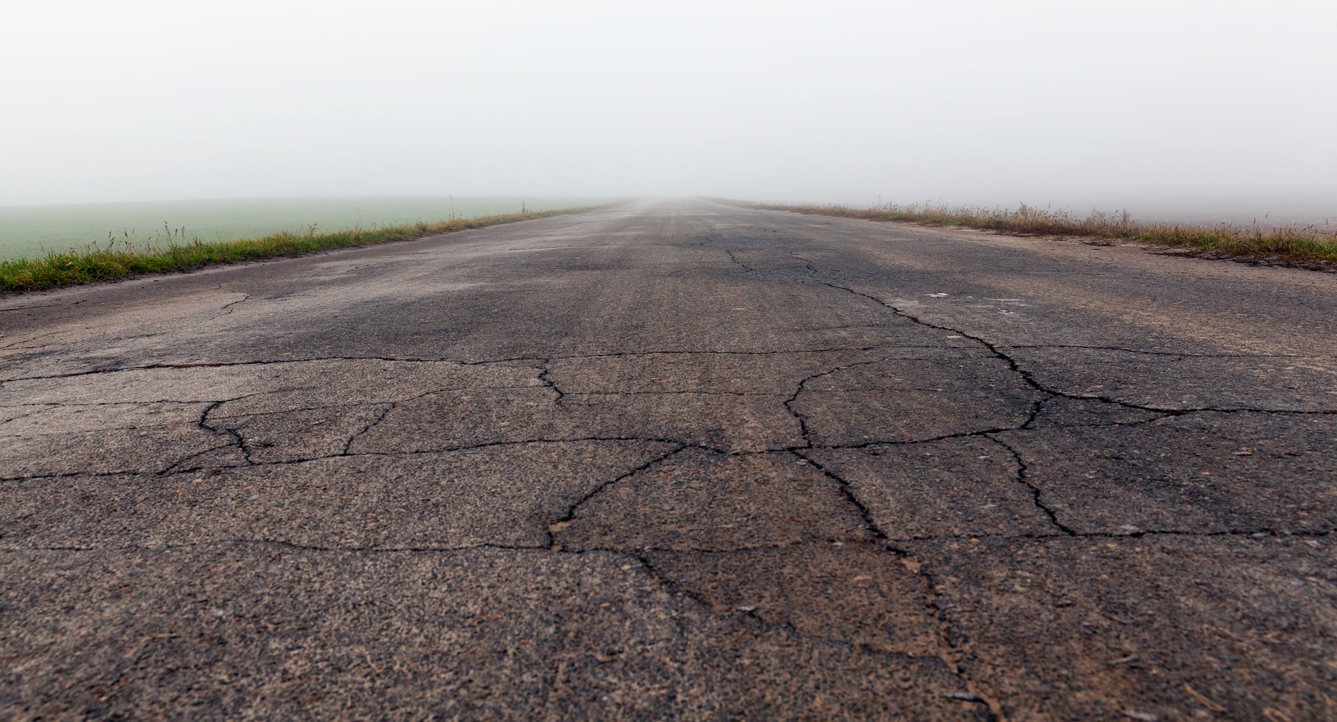 Best Time to Repair Asphalt Parking Lot: New York Experts Share Insights