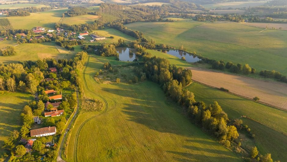 Divorce Property Division: Experts Explain Options For Shared Vacant Land