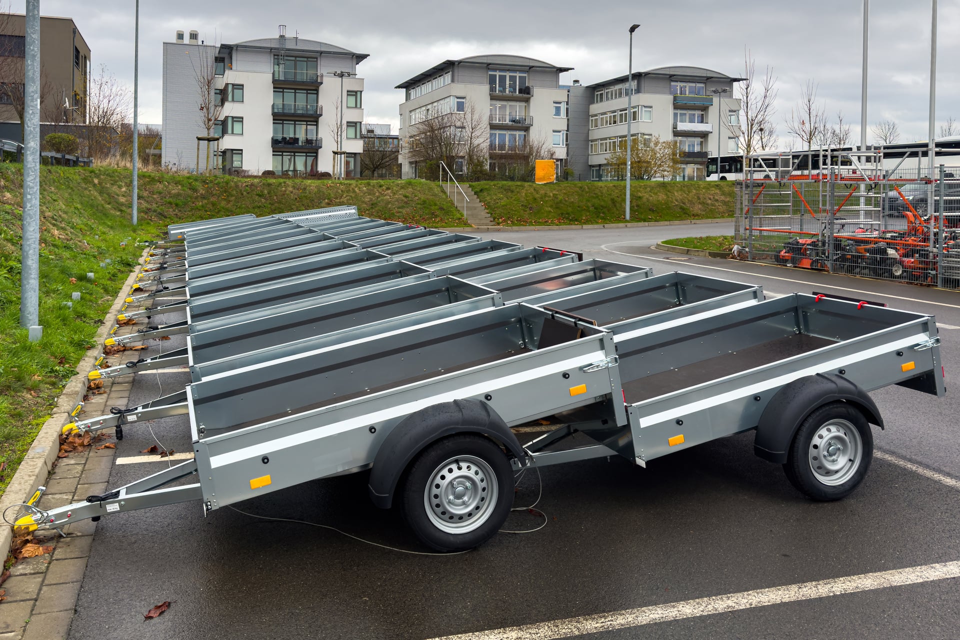 4 Best Tilt Trailers for Skid Steer: Brands & Prices Compared