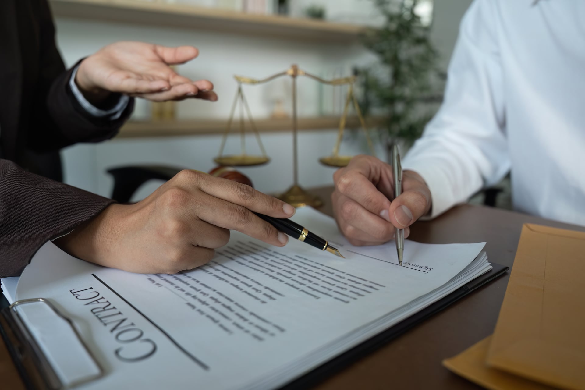 Does the Civil Rights Act Apply to Private Companies & Employment Deals