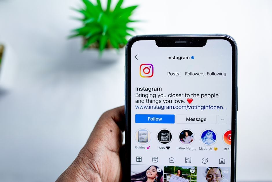 4 Top Instagram Ad Finders in 2026: Features for Fast Creative Testing Compared