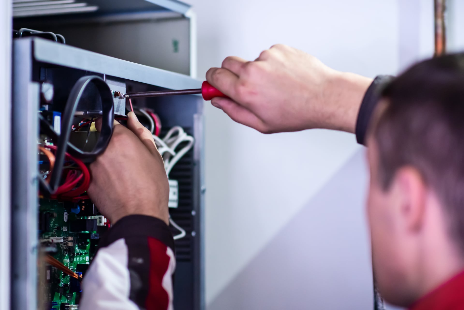 What Causes Power Fluctuations? A Home Safety Guide for Huntington, IN Residents
