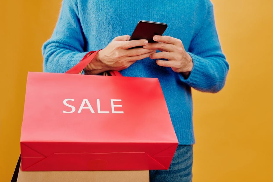Top Discount Ad Examples: What Made Them Work & How To Create Them