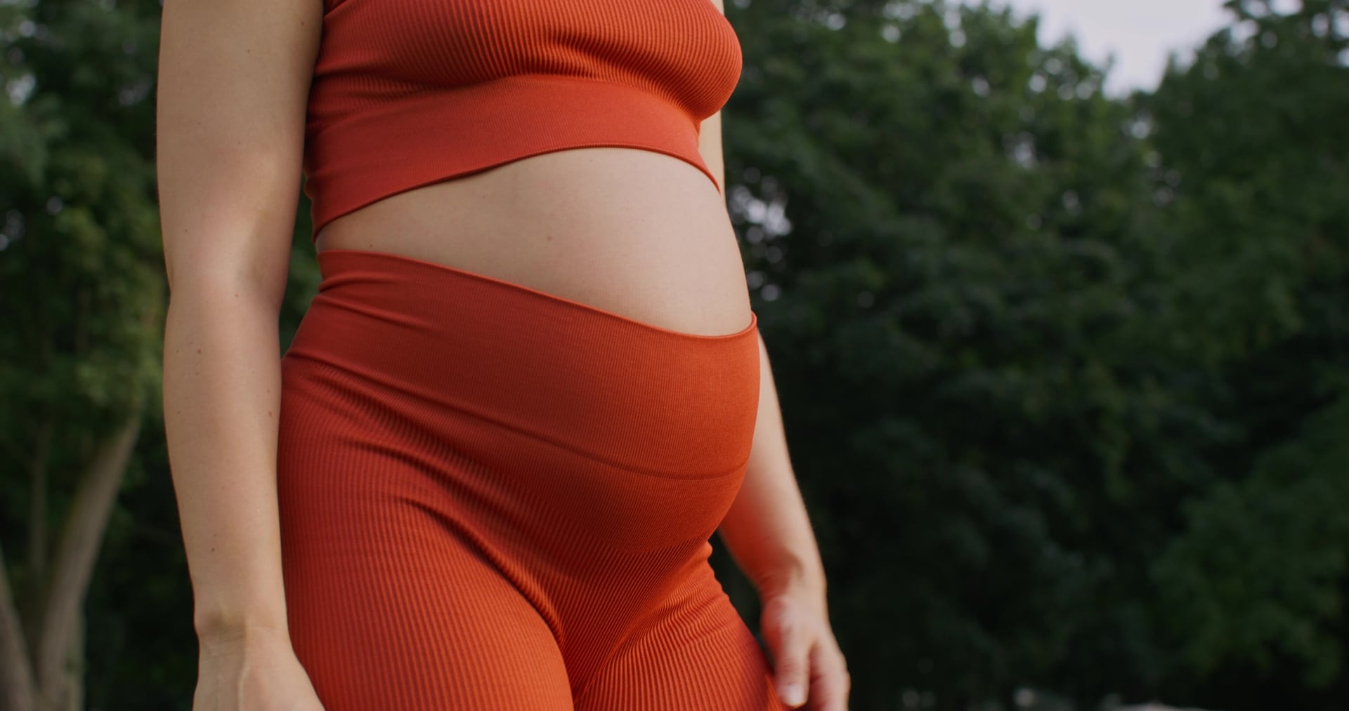 How To Fix Postpartum Urinary Incontinence: Non-Invasive Treatments Explored