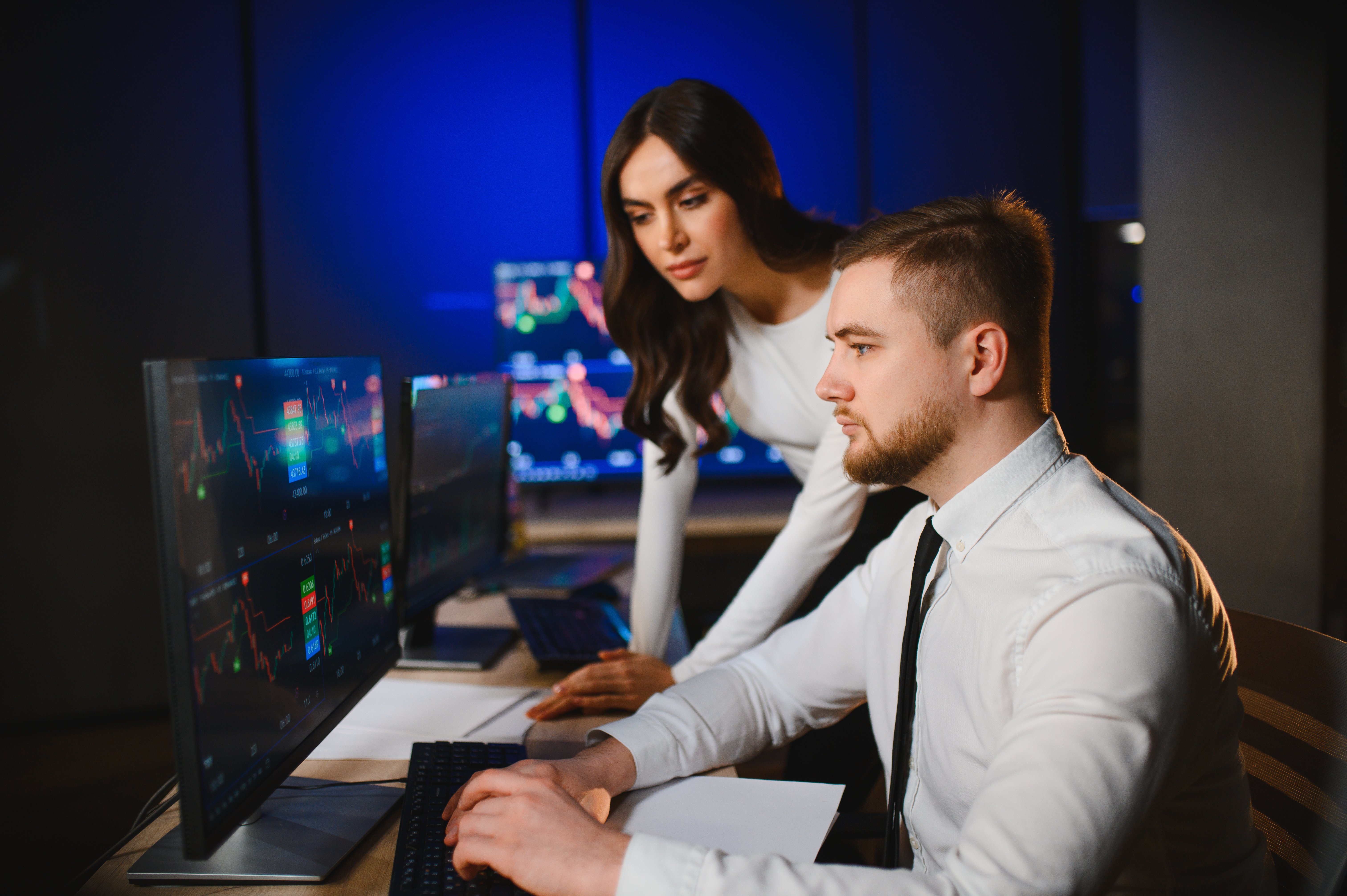 How Does Social Trading Work? A 2026 Guide for Beginner Traders